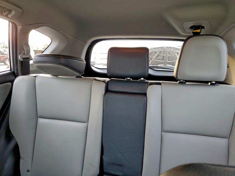Photo 10 from auction – 2017 TOYOTA RAV4 LIMIT with VIN 2T3DFREV4HW604618