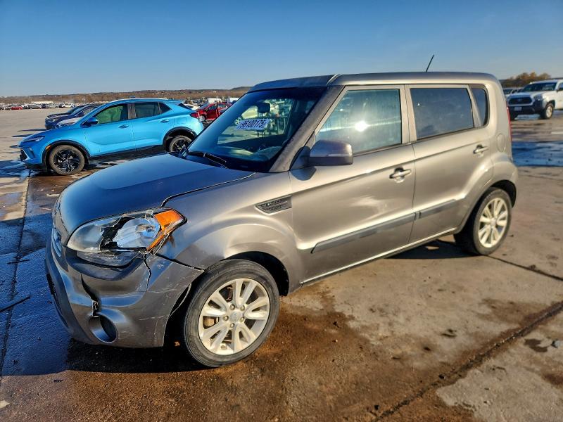 KIA SOUL 2013 with VIN KNDJT2A68D7502245 - Photo from auction