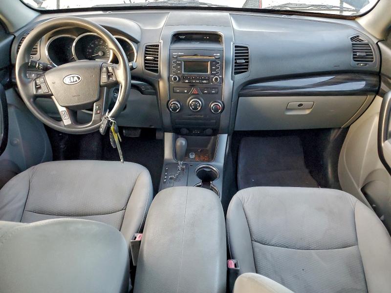 Photo 8 from auction – 2012 KIA SORENTO BA with VIN 5XYKTDA22CG281398
