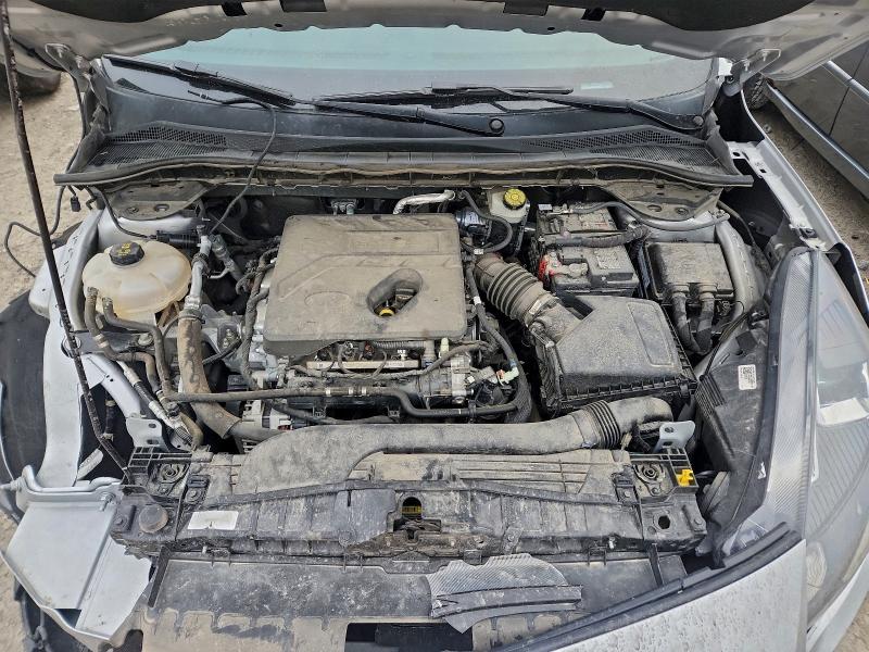 Photo 12 from auction – 2020 FORD ESCAPE SEL with VIN 1FMCU9H60LUB95377