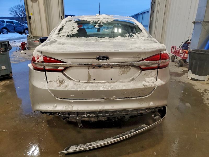 Photo 6 from auction – 2017 FORD FUSION SE with VIN 3FA6P0HD6HR304626
