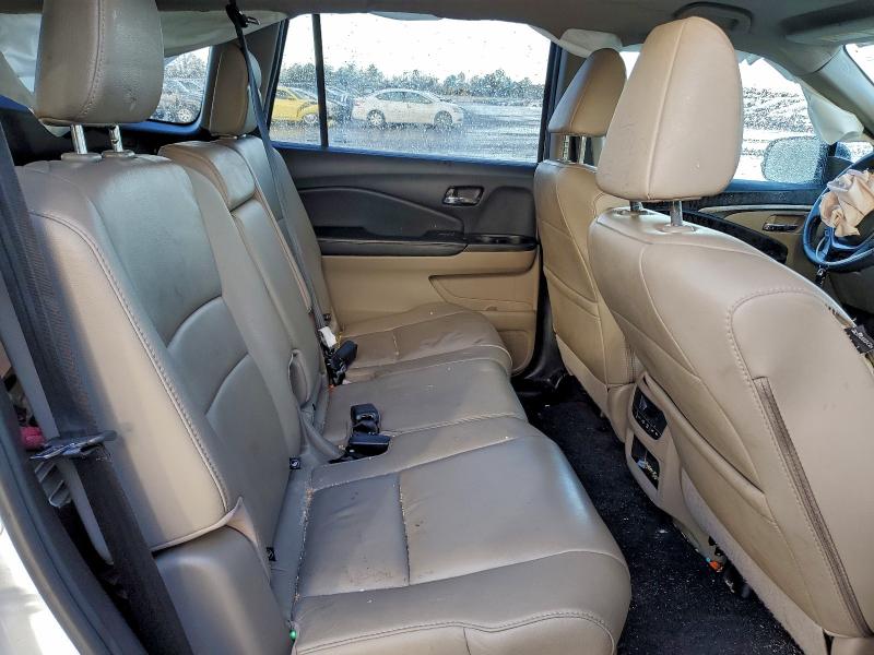 Zdjęcie 11 z aukcji – 2018 HONDA PILOT z VIN 5FNYF6H51JB025612