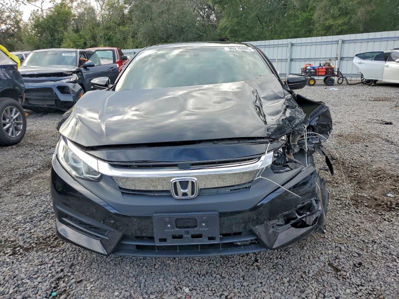 Photo 5 from auction – 2018 HONDA CIVIC EX with VIN 2HGFC2F72JH582067