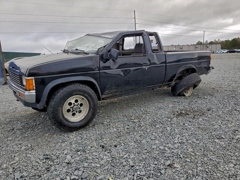 1986 NISSAN D21 KING CAB