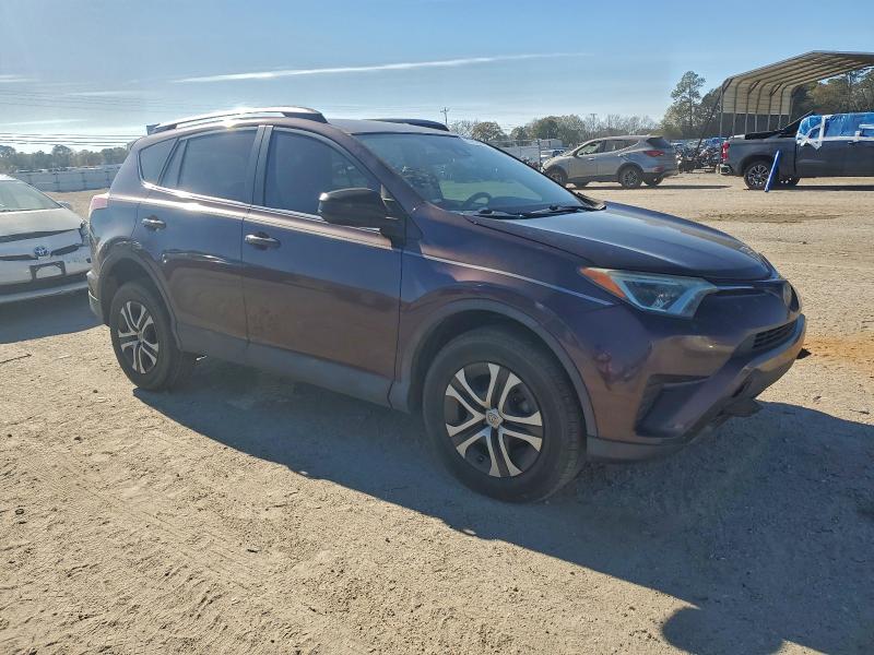 Photo 4 from auction – 2018 TOYOTA RAV4 LE with VIN 2T3ZFREV7JW456380