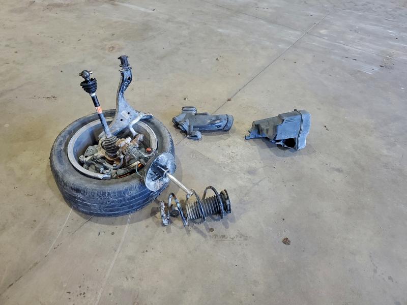 Photo 12 from auction – 2018 ACURA TLX with VIN 19UUB1F3XJA000295