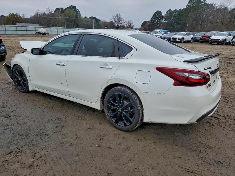 Foto 2 de la subasta – 2018 NISSAN ALTIMA 2.5 con VIN 1N4AL3AP1JC165490