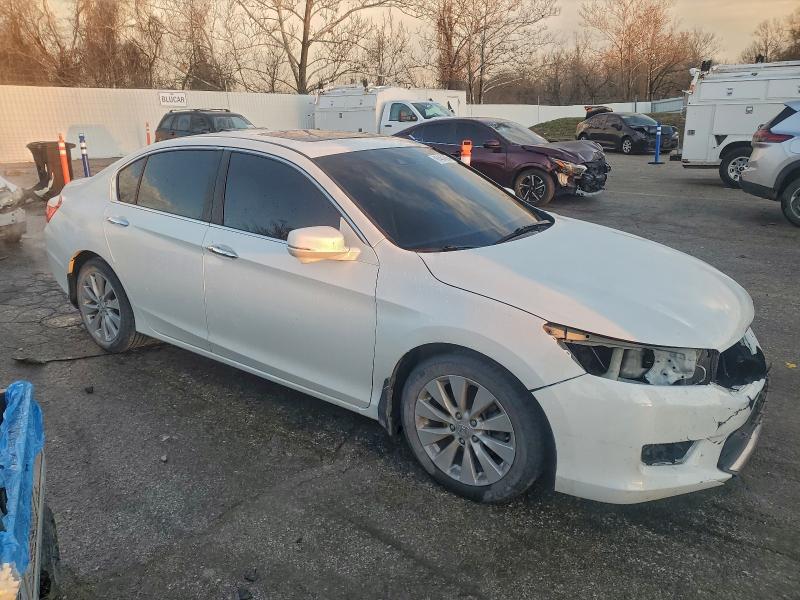 Photo 4 from auction – 2013 HONDA ACCORD EXL with VIN 1HGCR2F80DA138683
