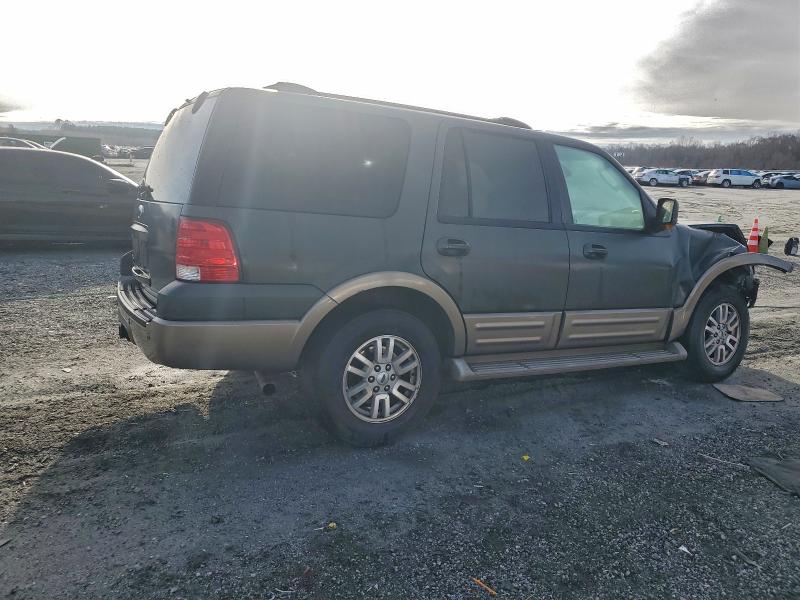 Photo 3 from auction – 2004 FORD EXPEDITION with VIN 1FMFU17L34LB75038