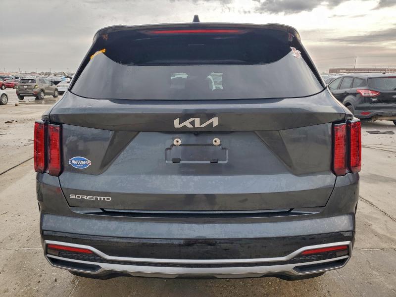 Photo 6 from auction – 2023 KIA SORENTO S with VIN 5XYRL4LC2PG221003