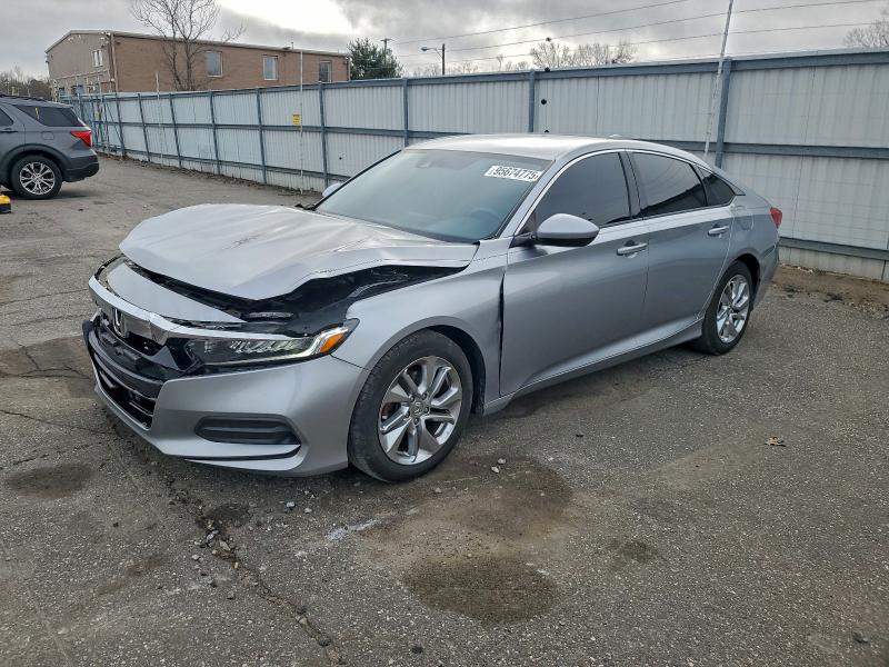 HONDA ACCORD 2018 with VIN 1HGCV1F16JA213701 - Photo from auction