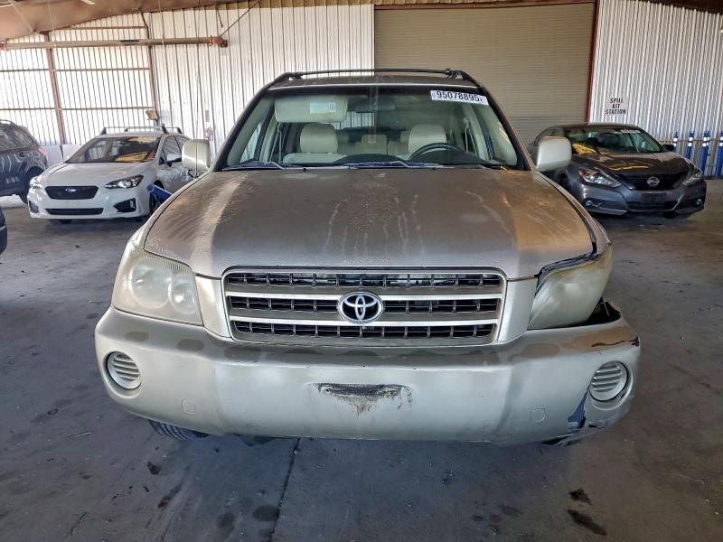 Photo 5 from auction – 2002 TOYOTA HIGHLANDER with VIN JTEGD21AX20044902