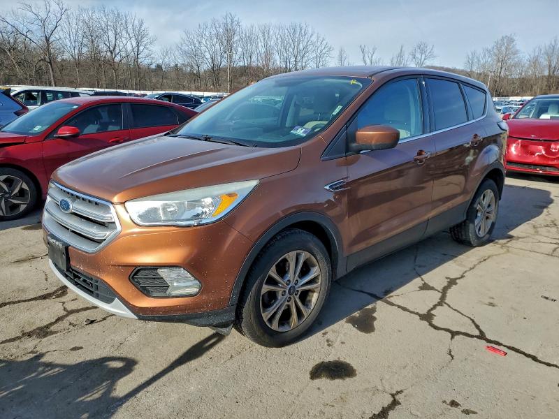 FORD ESCAPE SE 2017 with VIN 1FMCU0GD3HUA40986 - Photo from auction