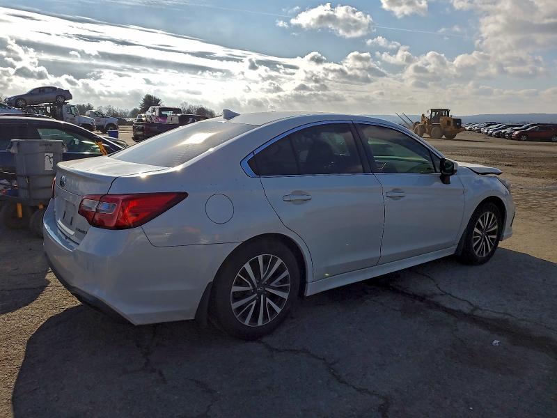 Photo 3 from auction – 2019 SUBARU LEGACY 2.5 with VIN 4S3BNAF62K3014236