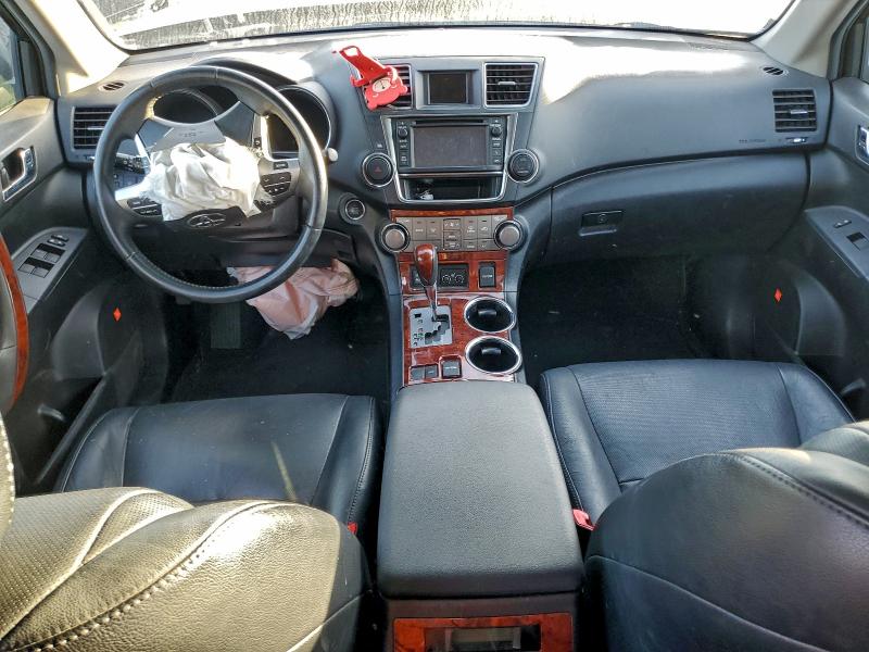 Photo 8 from auction – 2013 TOYOTA HIGHLANDER with VIN 5TDYK3EH4DS142335