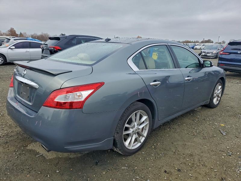 Photo 3 from auction – 2011 NISSAN MAXIMA S with VIN 1N4AA5AP8BC860245