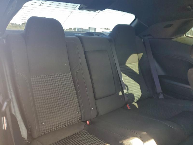 Photo 10 from auction – 2019 DODGE CHALLENGER with VIN 2C3CDZGG1KH675528