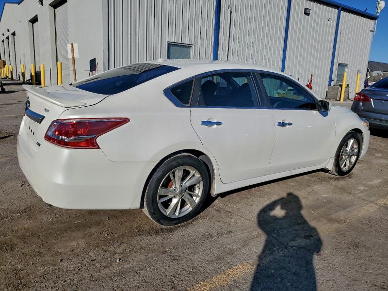 Photo 3 from auction – 2013 NISSAN ALTIMA 2.5 with VIN 1N4AL3AP4DC913301