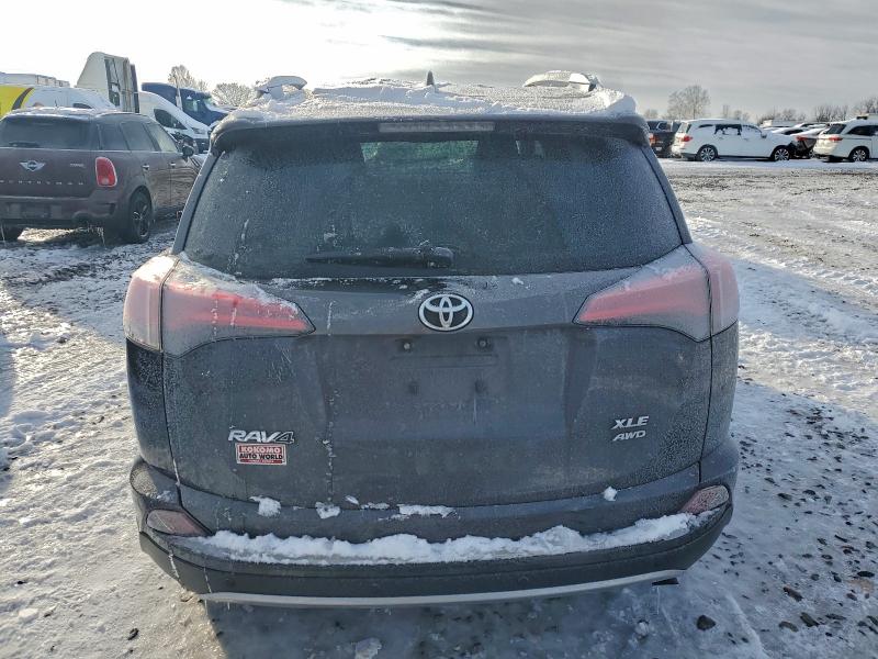 Photo 6 from auction – 2018 TOYOTA RAV4 ADVEN with VIN JTMRFREV8JJ214549