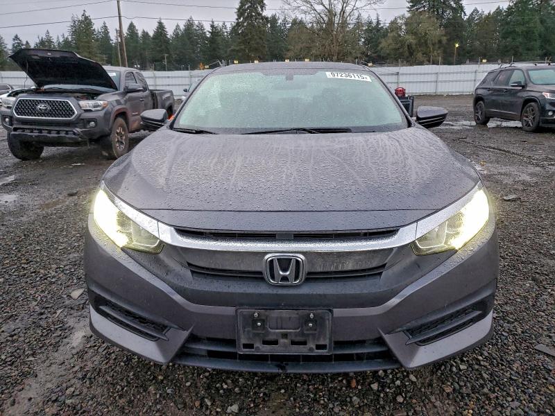 Photo 5 from auction – 2018 HONDA CIVIC EX with VIN 2HGFC2F70JH599398