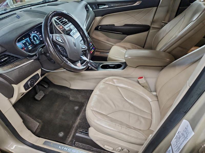 Photo 7 from auction – 2017 LINCOLN MKC RESERV with VIN 5LMTJ3DH3HUL50568