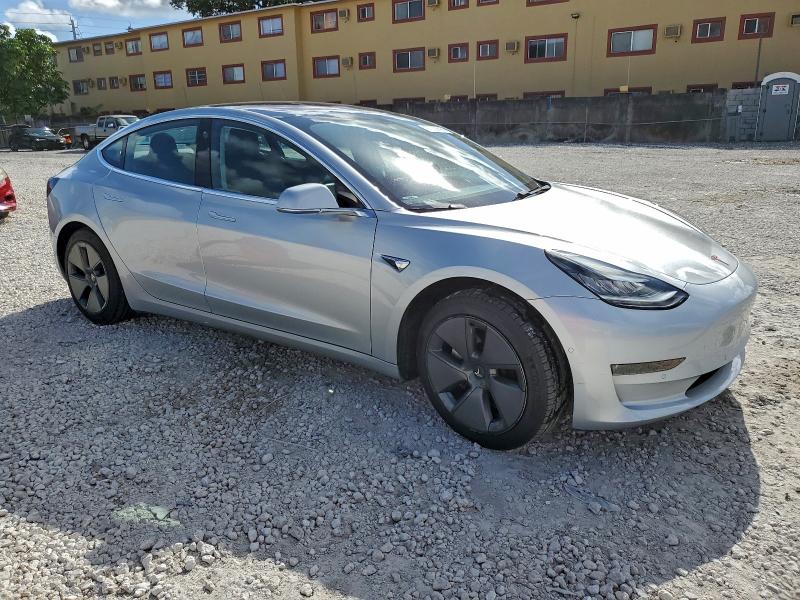 Photo 4 from auction – 2018 TESLA MODEL 3 with VIN 5YJ3E1EA7JF034882
