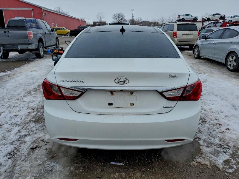 Photo 6 from auction – 2012 HYUNDAI SONATA SE with VIN 5NPEC4AC3CH367494