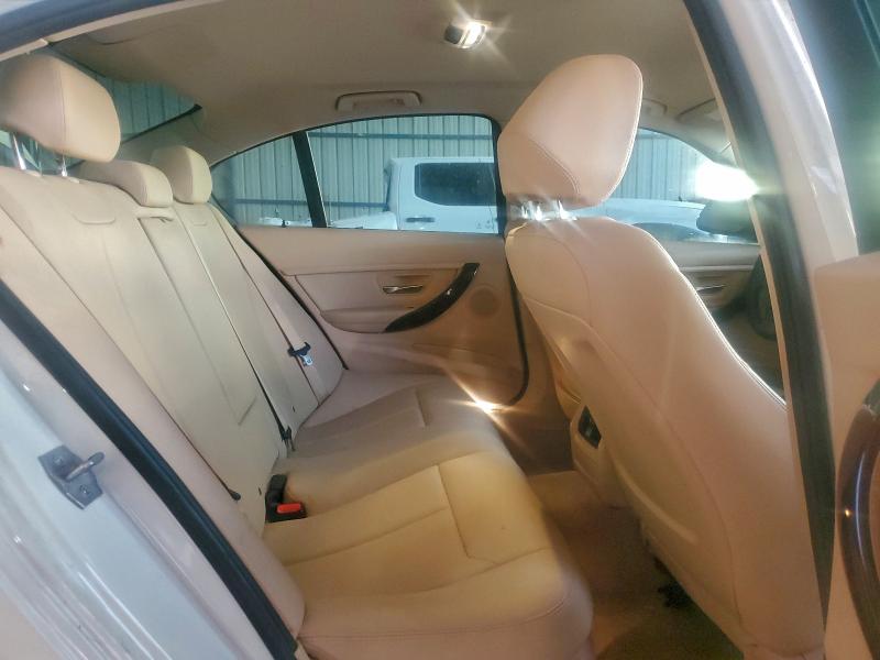 Photo 11 from auction – 2014 BMW 320 I with VIN WBA3B1G54ENS81144