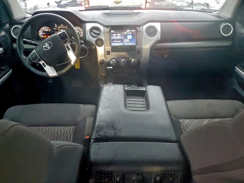 Photo 8 from auction – 2021 TOYOTA TUNDRA with VIN 5TFDY5F19MX990649