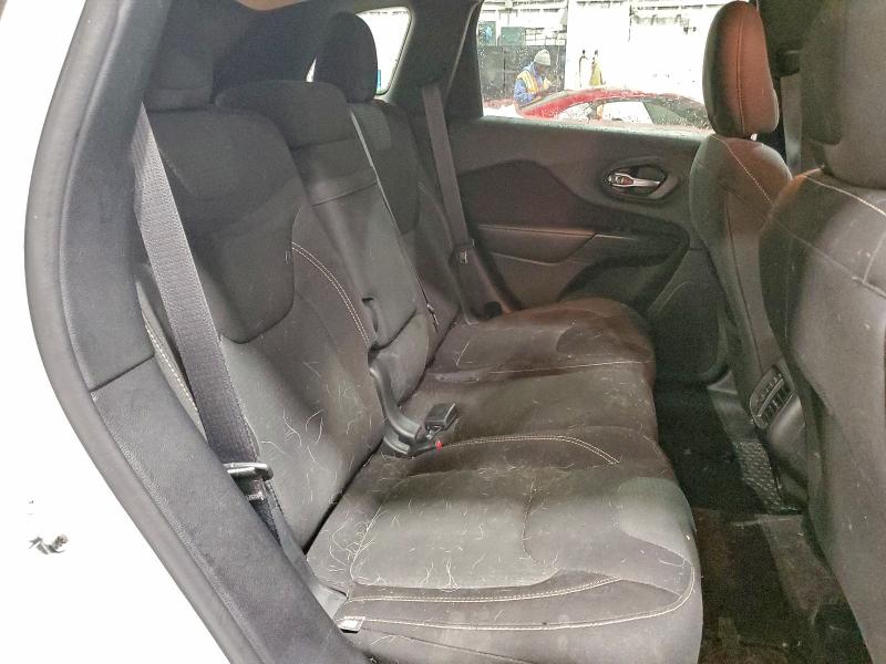 Photo 11 from auction – 2016 JEEP CHEROKEE L with VIN 1C4PJLCB8GW243928