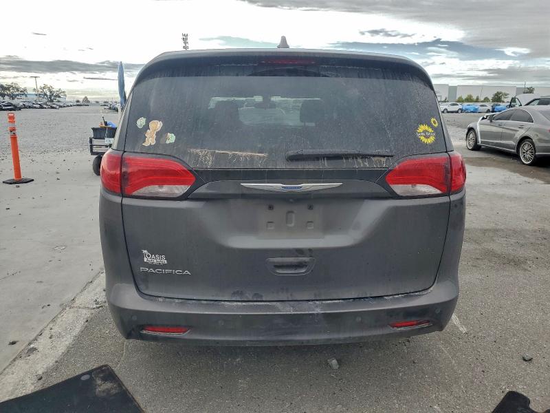 Photo 6 from auction – 2018 CHRYSLER PACIFICA L with VIN 2C4RC1CG6JR169153