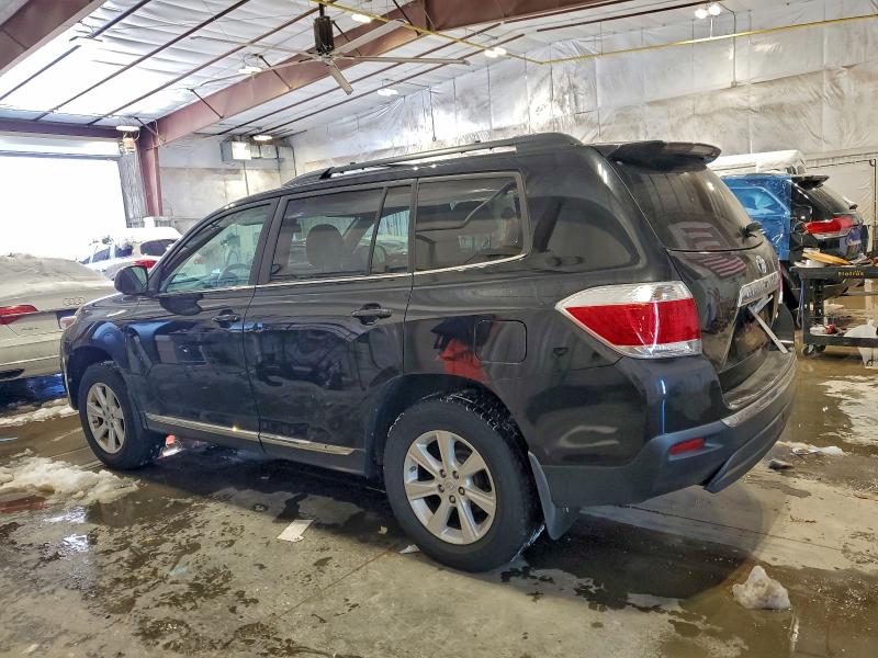 Photo 2 from auction – 2013 TOYOTA HIGHLANDER with VIN 5TDBK3EH4DS186924