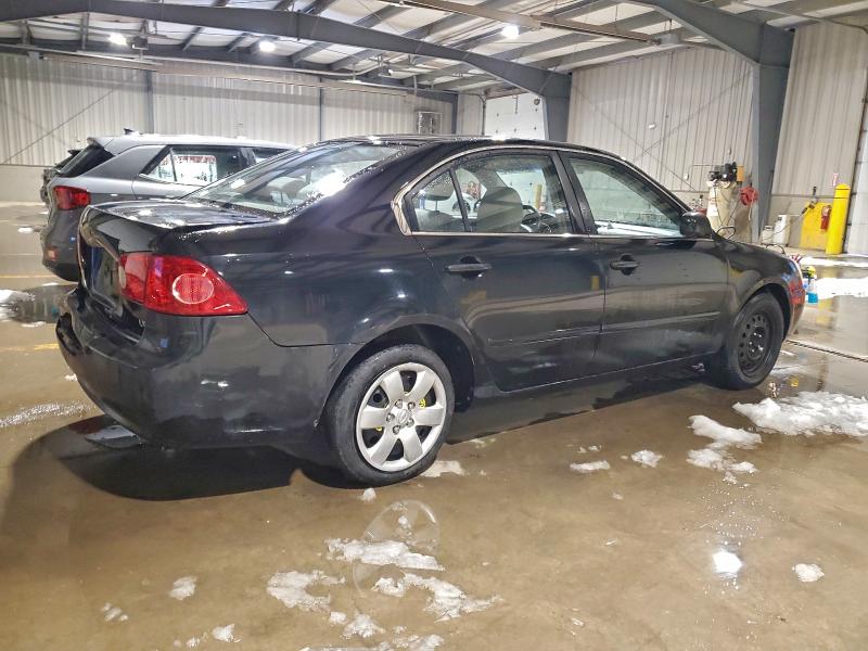 Photo 3 from auction – 2017 KIA OPTIMA with VIN KNAGE123775137721