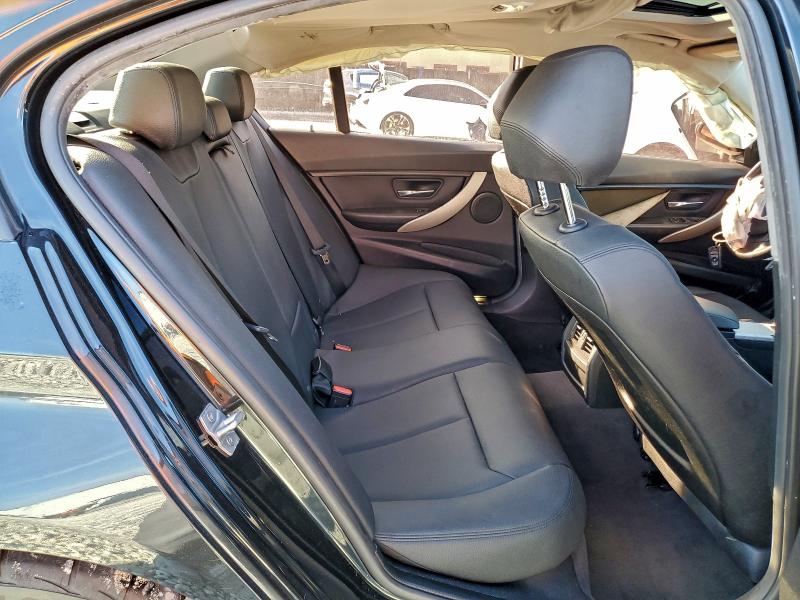 Photo 10 from auction – 2016 BMW 320 I with VIN WBA8A9C55GK618065