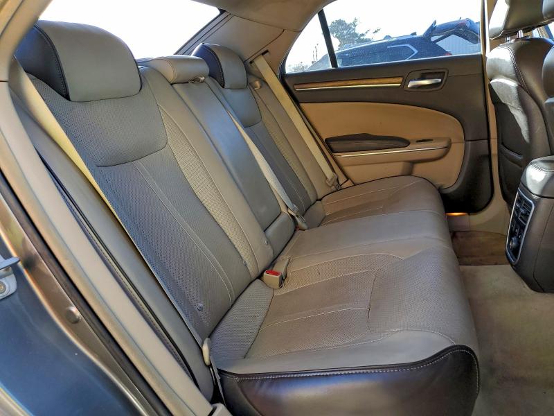 Photo 10 from auction – 2012 CHRYSLER 300 LIMITE with VIN 2C3CCACG2CH275005