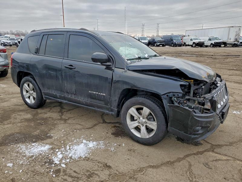 Photo 4 from auction – 2015 JEEP COMPASS LA with VIN 1C4NJDEB1FD129550