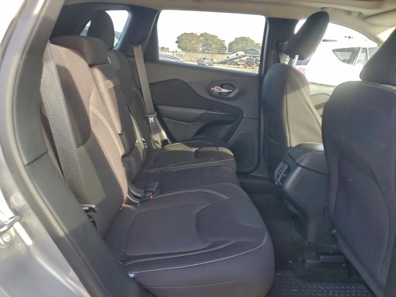 Photo 11 from auction – 2016 JEEP CHEROKEE L with VIN 1C4PJMCS8GW105876