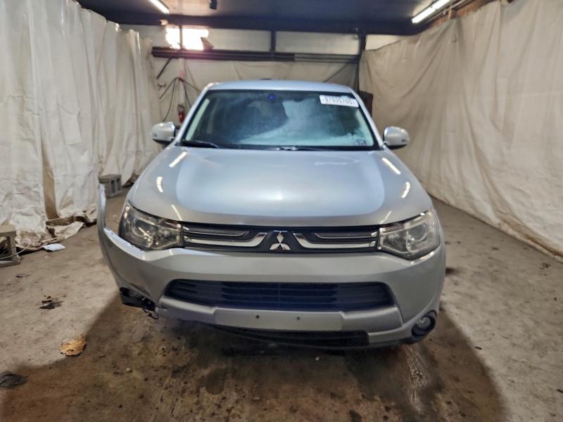 Photo 5 from auction – 2014 MITSUBISHI OUTLANDER with VIN JA4JZ4AX8EZ000760