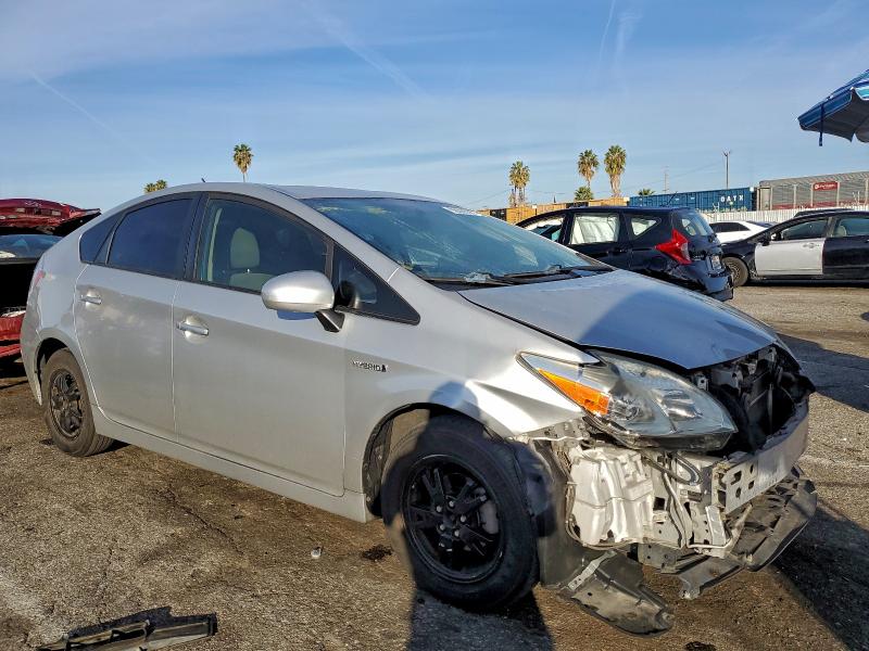 Photo 4 from auction – 2015 TOYOTA PRIUS with VIN JTDKN3DU0F1993382