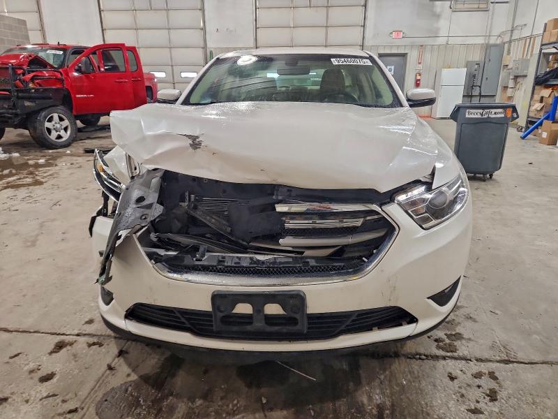Photo 5 from auction – 2018 FORD TAURUS SEL with VIN 1FAHP2E87JG138884