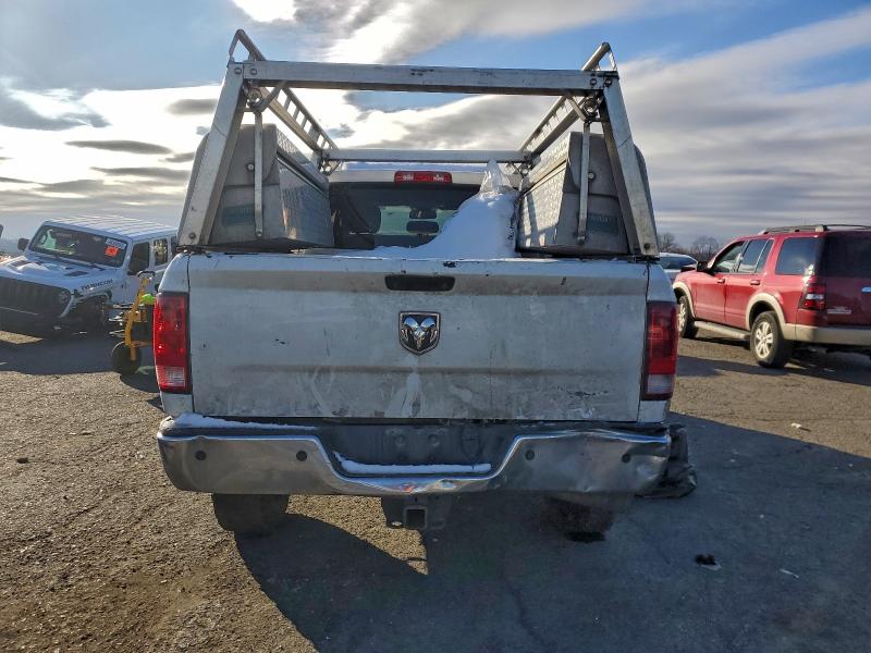 Photo 6 from auction – 2015 RAM 2500 with VIN 3C6UR5CL2FG662748