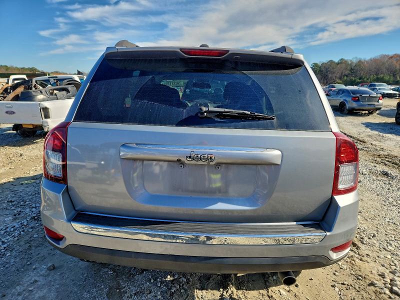 Photo 6 from auction – 2017 JEEP COMPASS LA with VIN 1C4NJCEAXHD150692