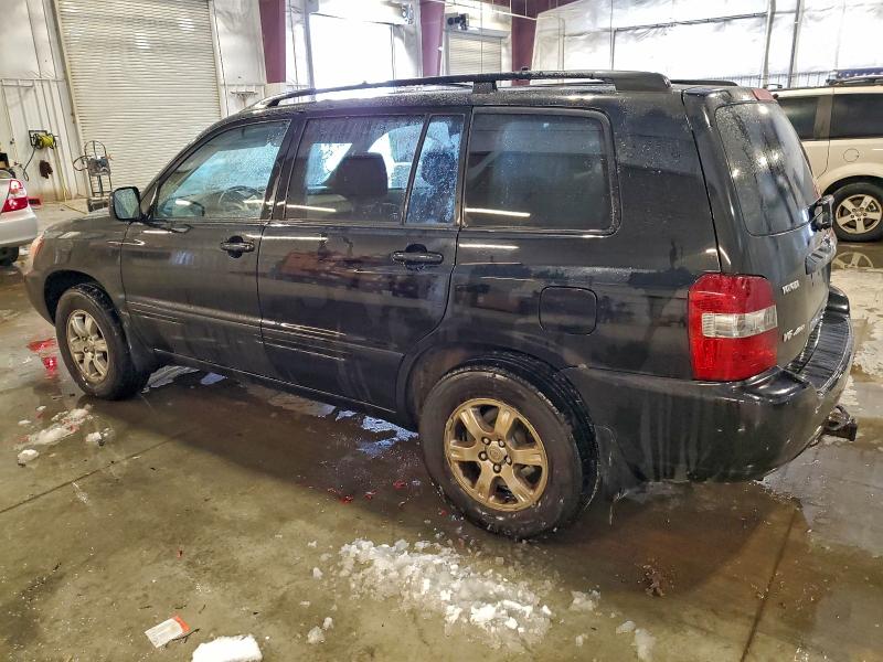 Photo 2 from auction – 2004 TOYOTA HIGHLANDER with VIN JTEEP21A440052799