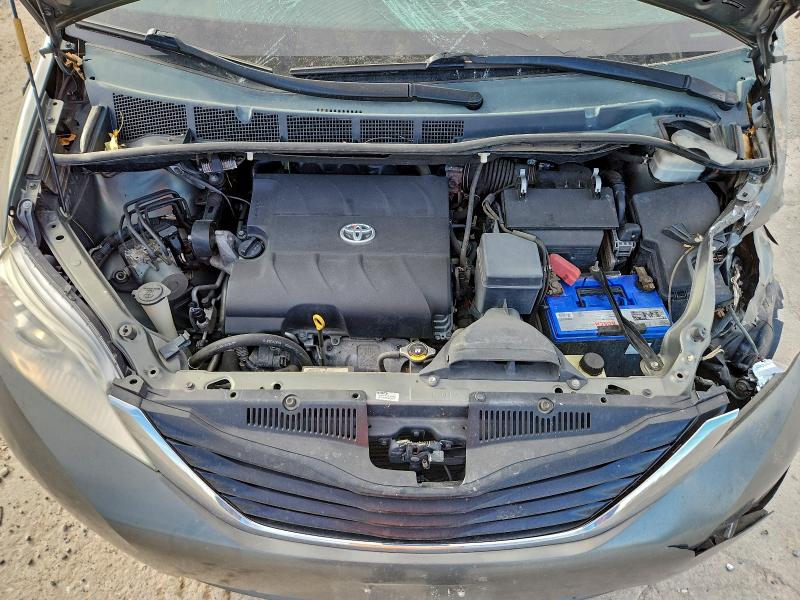 Photo 12 from auction – 2012 TOYOTA SIENNA LE with VIN 5TDKK3DC6CS212041
