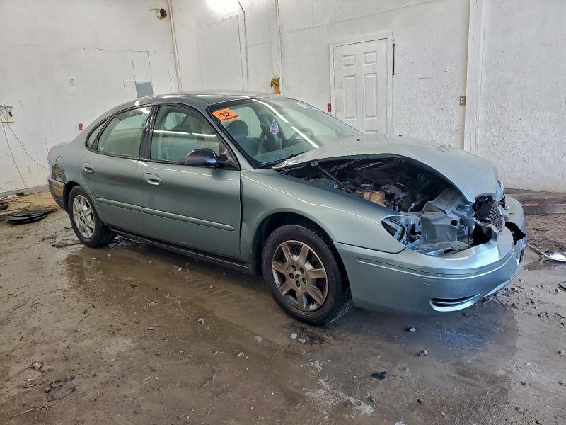 Photo 4 from auction – 2006 FORD TAURUS SE with VIN 1FAFP53U56A163835