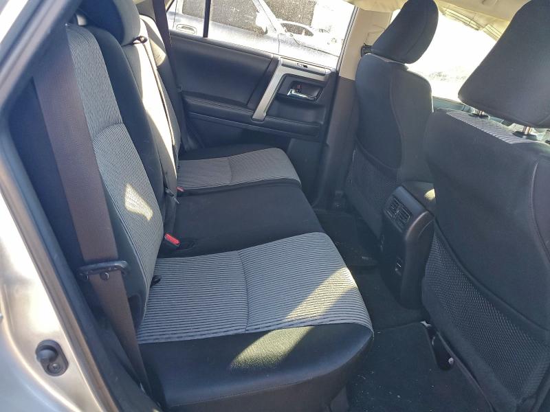 Photo 10 from auction – 2015 TOYOTA 4RUNNER SR with VIN JTEZU5JR2F5084447