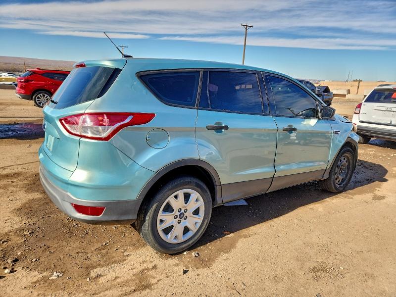 Photo 3 from auction – 2013 FORD ESCAPE S with VIN 1FMCU0F72DUD54229