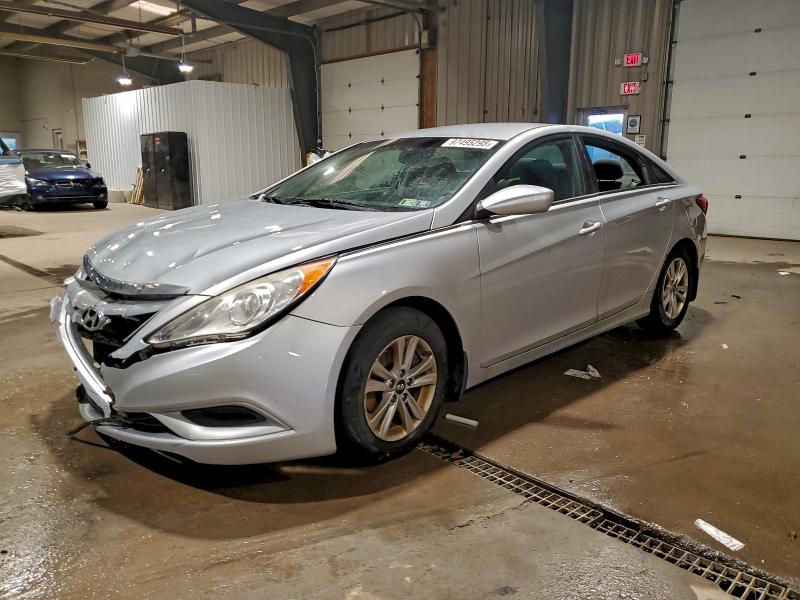 HYUNDAI SONATA 2013 with VIN 5NPEB4AC2DH644897 - Photo from auction
