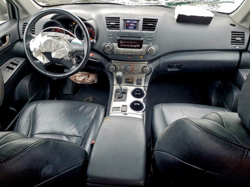 Photo 8 from auction – 2011 TOYOTA HIGHLANDER with VIN 5TDZA3EH8BS015804
