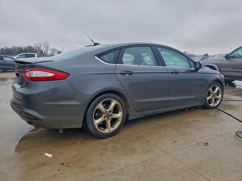 Photo 3 from auction – 2015 FORD FUSION SE with VIN 3FA6P0H73FR304655